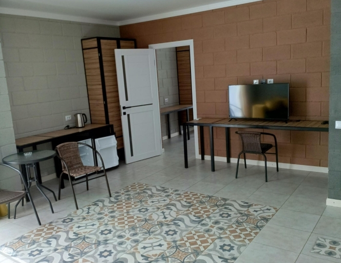 Номер люкс комфорт с 1 двуспальной кроватью - Отель «Жемчужина Абхазии» Цандрыпш