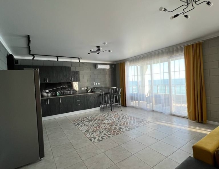 5-комнатные апартаменты люкс с 2 односпальными и 2 двуспальными кроватями - Отель «Жемчужина Абхазии» Цандрыпш